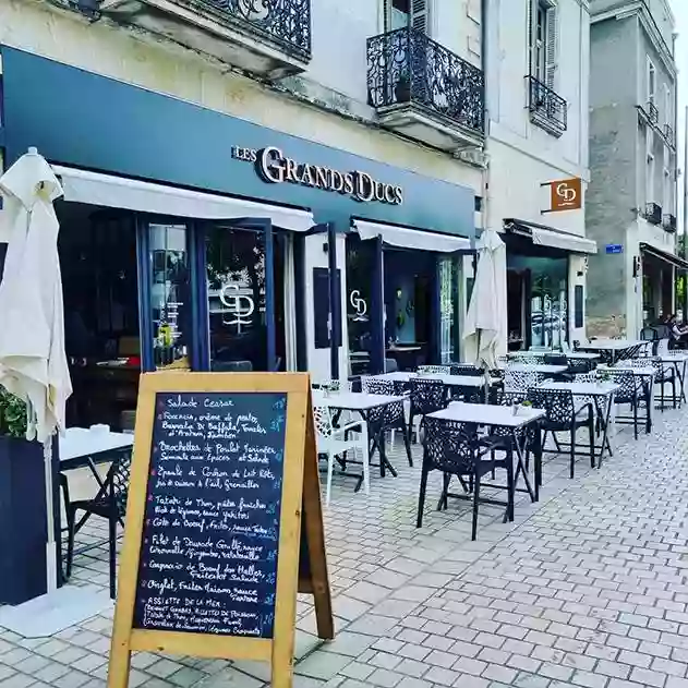 Le restaurant - Les Grands Ducs - Restaurant Tours - Bar à vin Tours